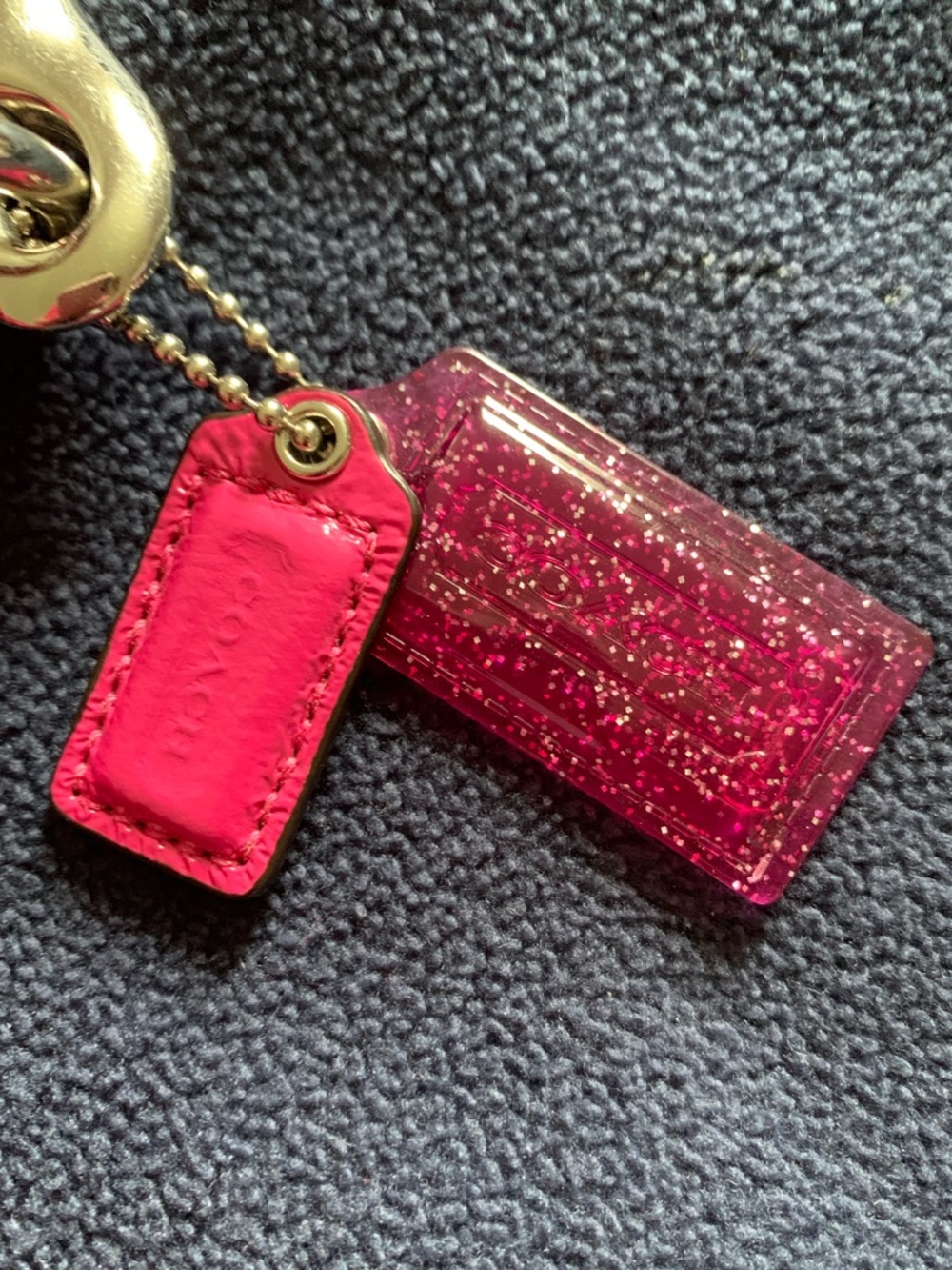Coach Poppy Liquid Gloss Swingback large wristlet - Picture 8 of 10